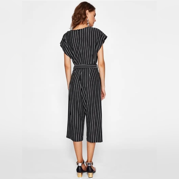 Batwing Short Sleeves V Neck Pinstripe Tie-Waist Jumpsuit, BLACK, SZ: S ~ NEW - Picture 7 of 7